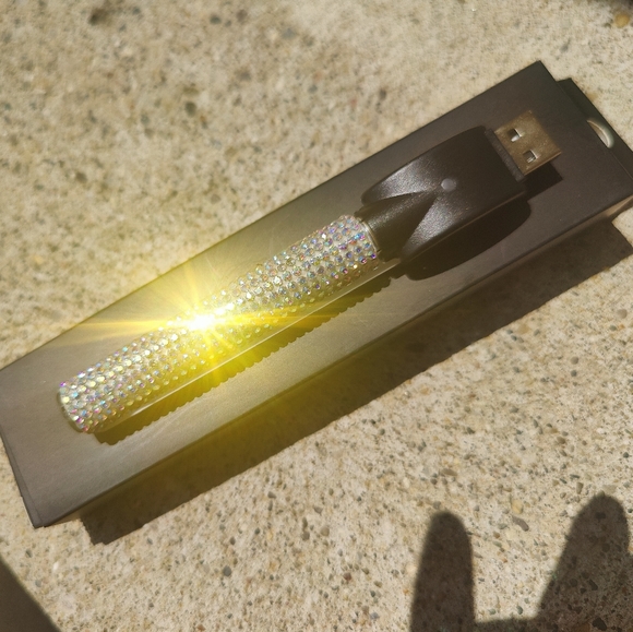 Iridescent Crystal 510 Battery with Charger - Picture 2 of 7